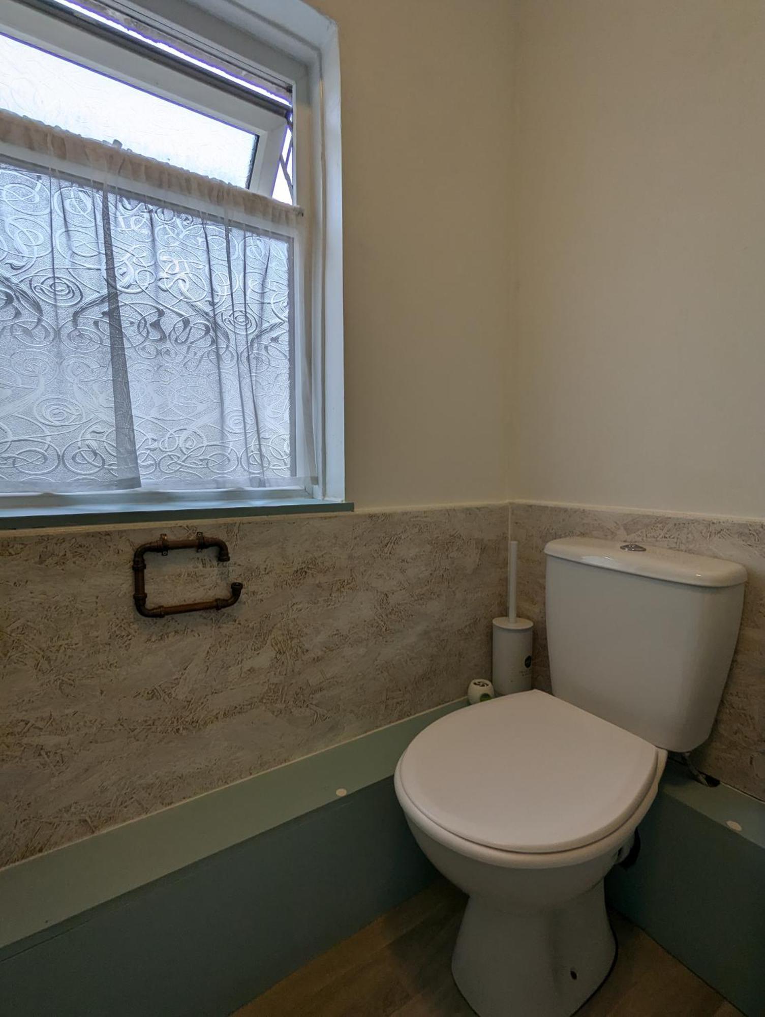 R3 - Cozy Small Double - City & Beach Access, Wifi, Free Parking - Self Catering Swansea Luaran gambar